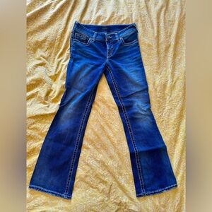 Silver Jeans 👖 bootcut with decorative back pockets W31xL34
